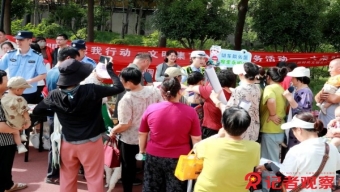 萌寵經(jīng)濟：年輕人花錢求“治愈”？