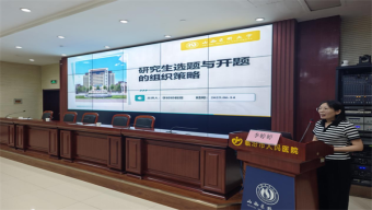 王者歸來,！周鵬獲評CBA復(fù)賽首階段最佳防守球員
