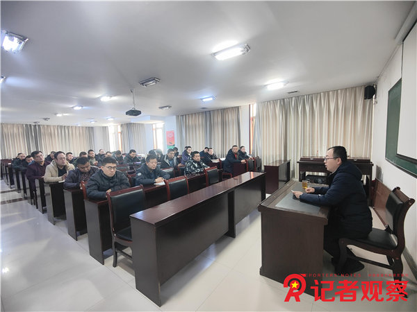 同發(fā)東周窯煤業(yè)公司“三個課堂”增強培訓實效 提升員全員素質(zhì) (2)