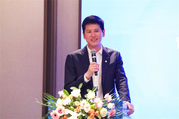 青花瓷酒業(yè)集團董事長朱明